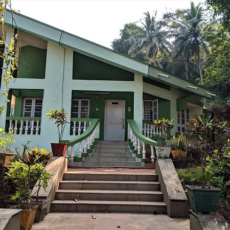 Hotel Farmagudi Residency Donshiwado Exterior foto
